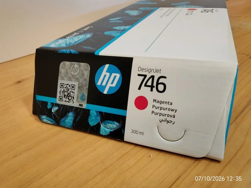 P2V78A, HP 746 originální inkoustová náplň Magenta 300ml